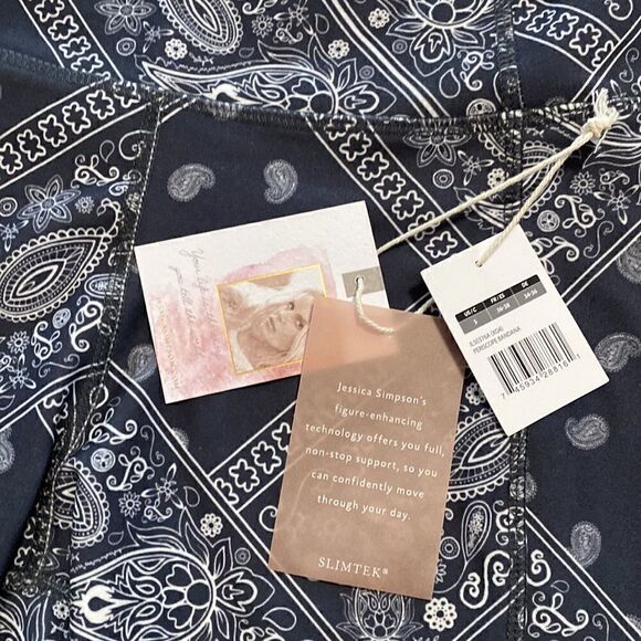 𝅺jessica Simpson Sportswear Women Tummy Control Bermuda Shorts Sz S - Picture 3 of 8